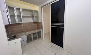 Rumah Golden Palm Dijual Harga Murah Siap Huni Sudah Renovasi 2 Lantai Bebas Banjir Lokasi Strategis Kalideres Jakarta Barat