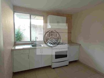 CASA EN FRACCIONAMIENTO CON VIGILANCIA Y PATIO  CERCA DE LA UNIVERSIDAD POLITECNICA DE PUEBLA