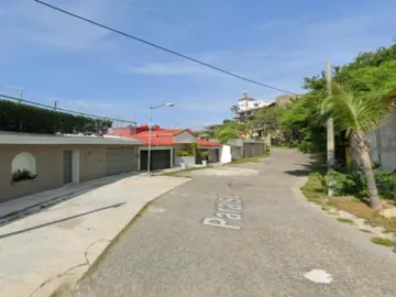 CASA EN VENTA CON REMATE BANCARIO PARAISO COL.CONDESA ACAPULCO GUERRERO