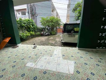 Rumah Baru 2 lantai di Jagakarsa, Jaksel, hook, SHM