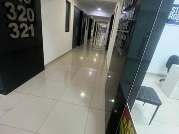 Renta de local en Centro Médico Marina Mazatlán