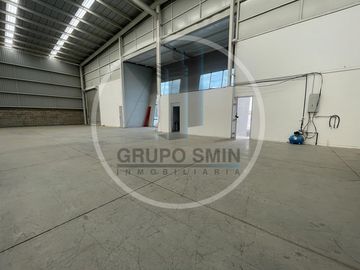 NAVE EN RENTA DE 1,000 M2 EN PARQUE INDUSTRIAL PYME
