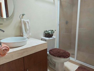 HERMOSA CASA EN VENTA RESIDENCIAL BOSQUES DE LAS FUENTES CALIMAYA A 50 min CDMX SANTA FE