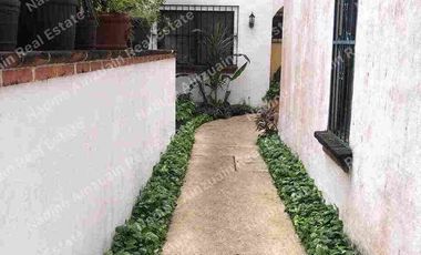 CENTRICO DEPARTAMENTO EN RENTA, AMPLIO, 2 RECÁMARAS MÁS ESTUDIO O ÁREA DE TV. 2 BAÑOS COMPLETOS, ALBERCA, POR AV. LA LUNA Y KABAH.