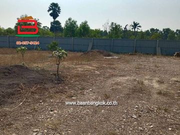 ที่ดินพร้อมสิ่งปลูกสร้าง เนื้อที่ 1 ไร่ ถนนเทศบาล 6/1 ตำบลบึงบา อำเภอหนองเสือ ปทุมธานี