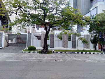 Rumah Cempaka MEWAH, BBQ AREA, 2 GUDANG