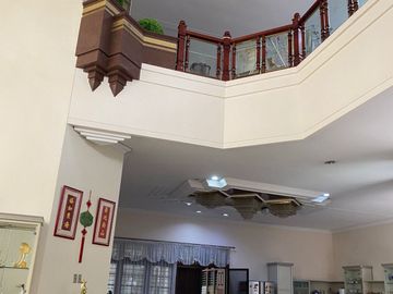 Rumah Cempaka MEWAH, BBQ AREA, 2 GUDANG