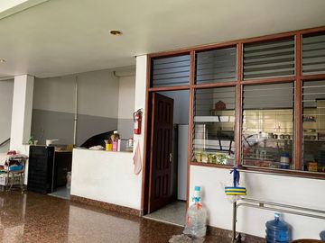 Rumah Cempaka MEWAH, BBQ AREA, 2 GUDANG