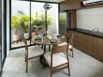 Rumah Dijual 6 Lantai Split Level Dengan Opsi Kolam Renang dilahan yang cukup luas