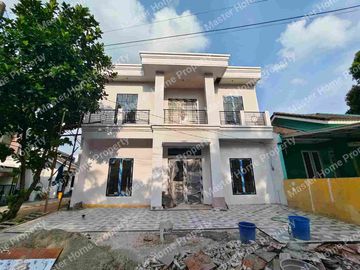 Rumah Tingkat Modern Minimalis Banyak Kamar Dijual Cikupa Tgr