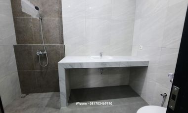 Rumah Klampis Anom Wisma Mukti Lebar 6 meter Cocok Buat Karakter Introvert
