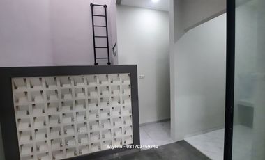 Rumah Klampis Anom Wisma Mukti Lebar 6 meter Cocok Buat Karakter Introvert