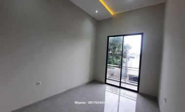 Rumah Klampis Anom Wisma Mukti Lebar 6 meter Cocok Buat Karakter Introvert
