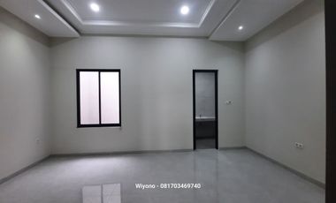 Rumah Klampis Anom Wisma Mukti Lebar 6 meter Cocok Buat Karakter Introvert
