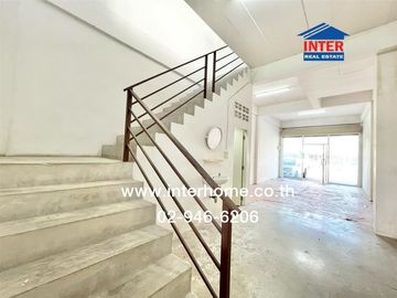 Three-story home office, 26.2 sq.wah, Suphalak City Village, Lam Luk Ka - Khlong 7, near Chatchawan Market, Rangsit-Nakhon Nayok Road, Lam Luk Ka Road