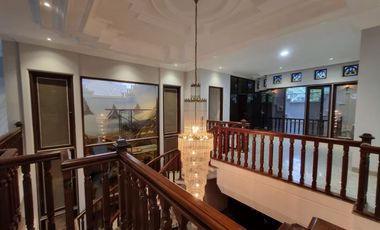 DIJUAL RUMAH Darmo Baru Barat