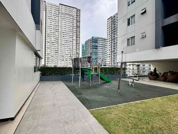 3 bedroom avida turf bgc