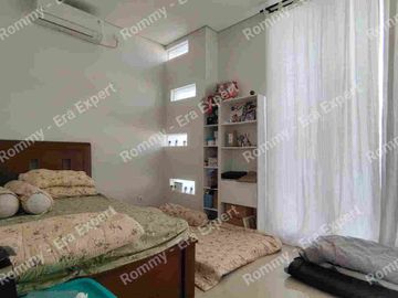Rumah 2 Lantai di dalam Cluster Jakarta Garden City dekat Mal dan akses Tol Langsung Cakung Jakarta Timur Termurah
