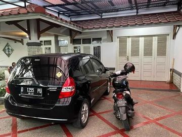 Dijual Cepat Rumah hoek di Turangga Buah batu Bandung