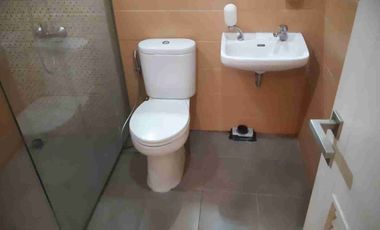 dijual rumah huk  di Summarecon Bekasi