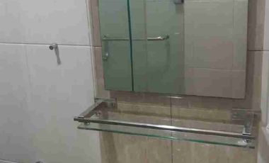 dijual rumah huk  di Summarecon Bekasi