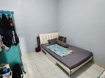 DIJUAL RUMAH CANTIK SEMI FURNISH BLOK TERBAIK HADAP TIMUR DI TAMAN PALEM LESTARI