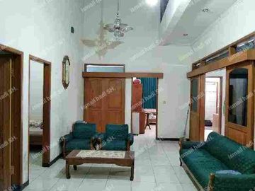 Rumah SHM siap huni dekat Kampus Pasim di Mentor Pasteur Kota Bandung.