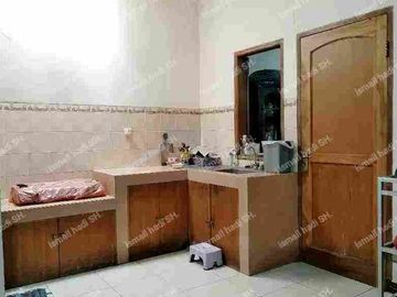 Rumah SHM siap huni dekat Kampus Pasim di Mentor Pasteur Kota Bandung.