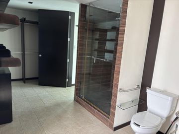 VENTA/RENTA DE PENTHOUSE EN TORRE VELA CON VISTA AL MAR, BOCA DEL RÍO, VER