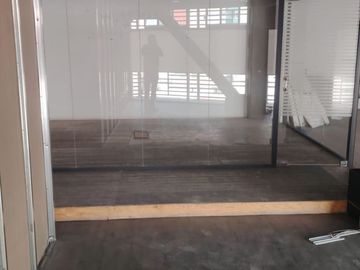 Oficina en Edificio Corporativo