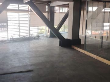 Oficina en Edificio Corporativo