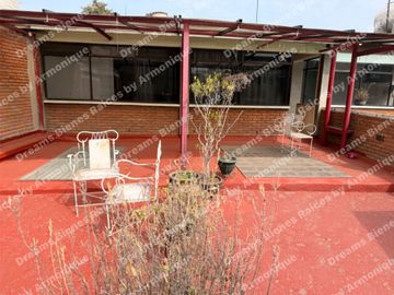 CASA EN VENTA, EN CALLE CERRADA (INMUEBLE CON 2 CASAS Y 1 LOFT, COL. SAN LORENZO HUIPULCO, TLALPAN.