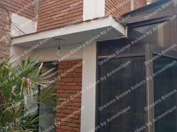 CASA EN VENTA, EN CALLE CERRADA (INMUEBLE CON 2 CASAS Y 1 LOFT, COL. SAN LORENZO HUIPULCO, TLALPAN.