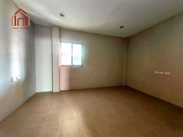 Single-story house for sale in Prachaniwet 1, near Bong Marche Market. Built with innovative SCG HEIM technology,