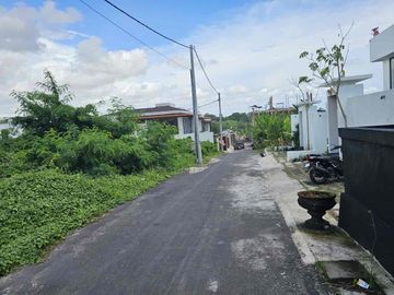 Tanah langka premium siap bangun sdh kawasan villa lokasi Tumbakbayuh