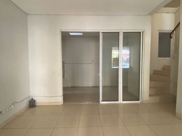 Dijual Cepat Rumah SHM di Cluster Azura BSD By Rumah Chinida (Jb)