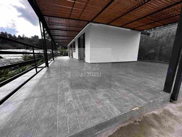 Casa campestre en Urbanización abierta La Ceja