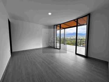 Casa campestre en Urbanización abierta La Ceja