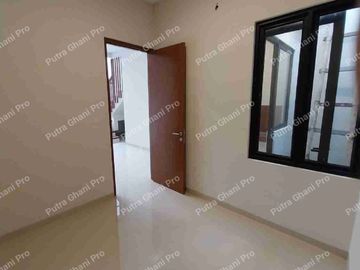 Rumah Dekat Stasiun Lenteng Agung dan Stasiun Tanjung Barat Jaksel