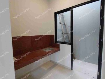Rumah Dekat Stasiun Lenteng Agung dan Stasiun Tanjung Barat Jaksel