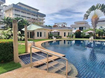 Ultra-Luxury Duplex Penthouse – Ocean Bay, Mae Phim
