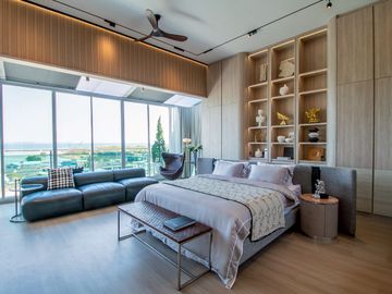 Ultra-Luxury Duplex Penthouse – Ocean Bay, Mae Phim