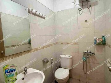 Dijual Cepat Rumah Mewah 2 Lantai di Emerald Sektor 9 Bintaro