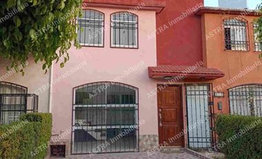 CASA EN VENTA EN FRACCIONAMIENTO EN Villas de Atlixco, Reserva Territorial Atlixcáyotl, Villas de Atlixco, San Bernardino Tlaxcalancingo, Puebla, Méxi