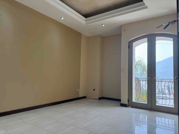 CASA EN VENTA EN BALCONES DE SAN JERONIMO