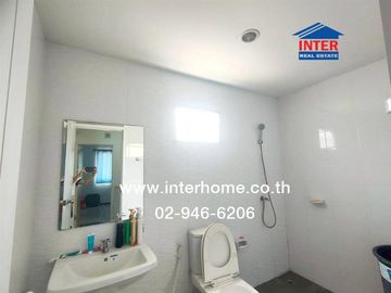 Two-story townhome, 17.3 sq.wah, Pruksa 111 Rangsit-Bang Phun 2 Village, Soi Rangsit-Pathum Thani 43, Rangsit-Pathum Thani Road, Mueang Pathum Thani,