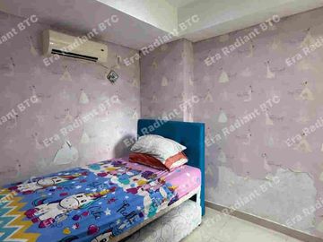Miliki segera hunian nyaman dan strategis di jantung Jakarta Selatan! Dijual unit apartemen The Royal Olive Residence berlokasi di area premium Pasar