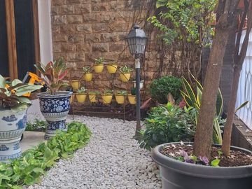 Rumah radio dalam raya jakarta selatan