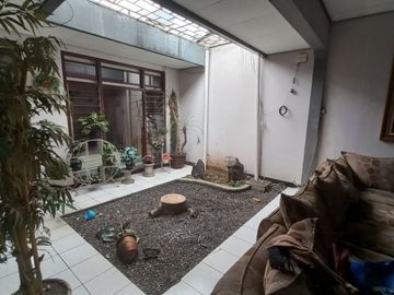 Jual Rumah di Dekat Unpas lengkong Pungkur Pusat Kota Bandung