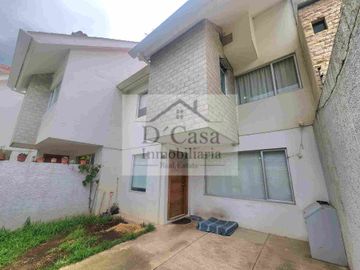 Casa de Venta en Super Stock 3 dormitorios 2 garajes